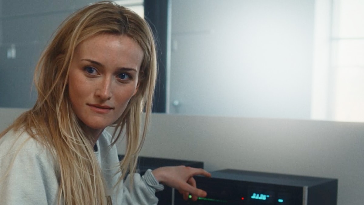 cluster (priority): fxnetworks.com Why the Show’s Apostrophe Fixation Matters